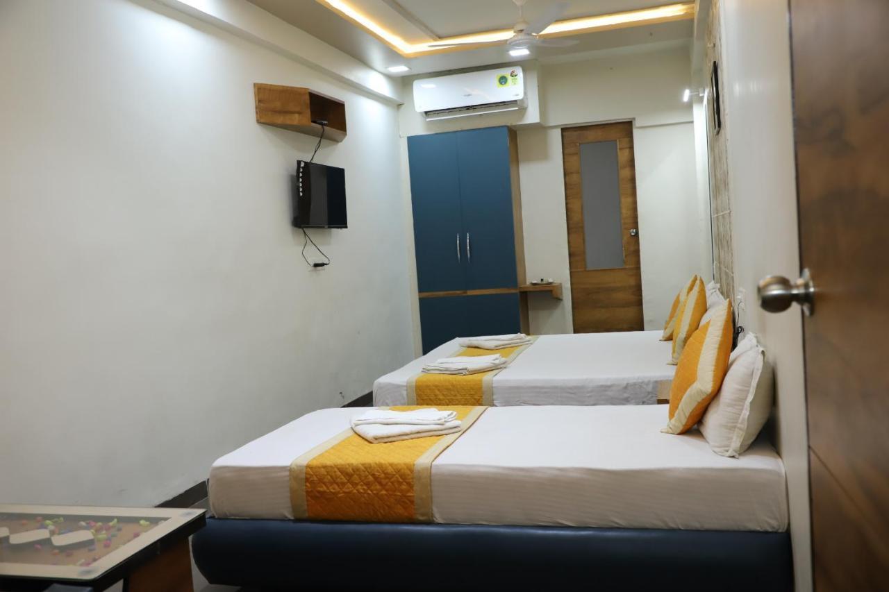 Hotel Dolphin Residency Patan  Exterior photo